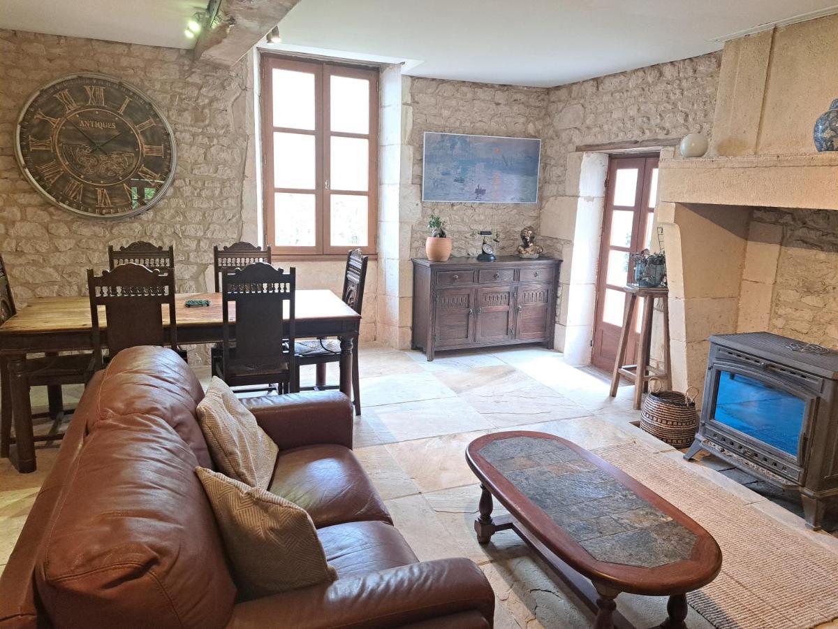 Le Moulin Etourneau - 3 Gites Avec 2 Piscines Champagnac  Exterior photo